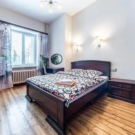 Apartament Hallow 5
